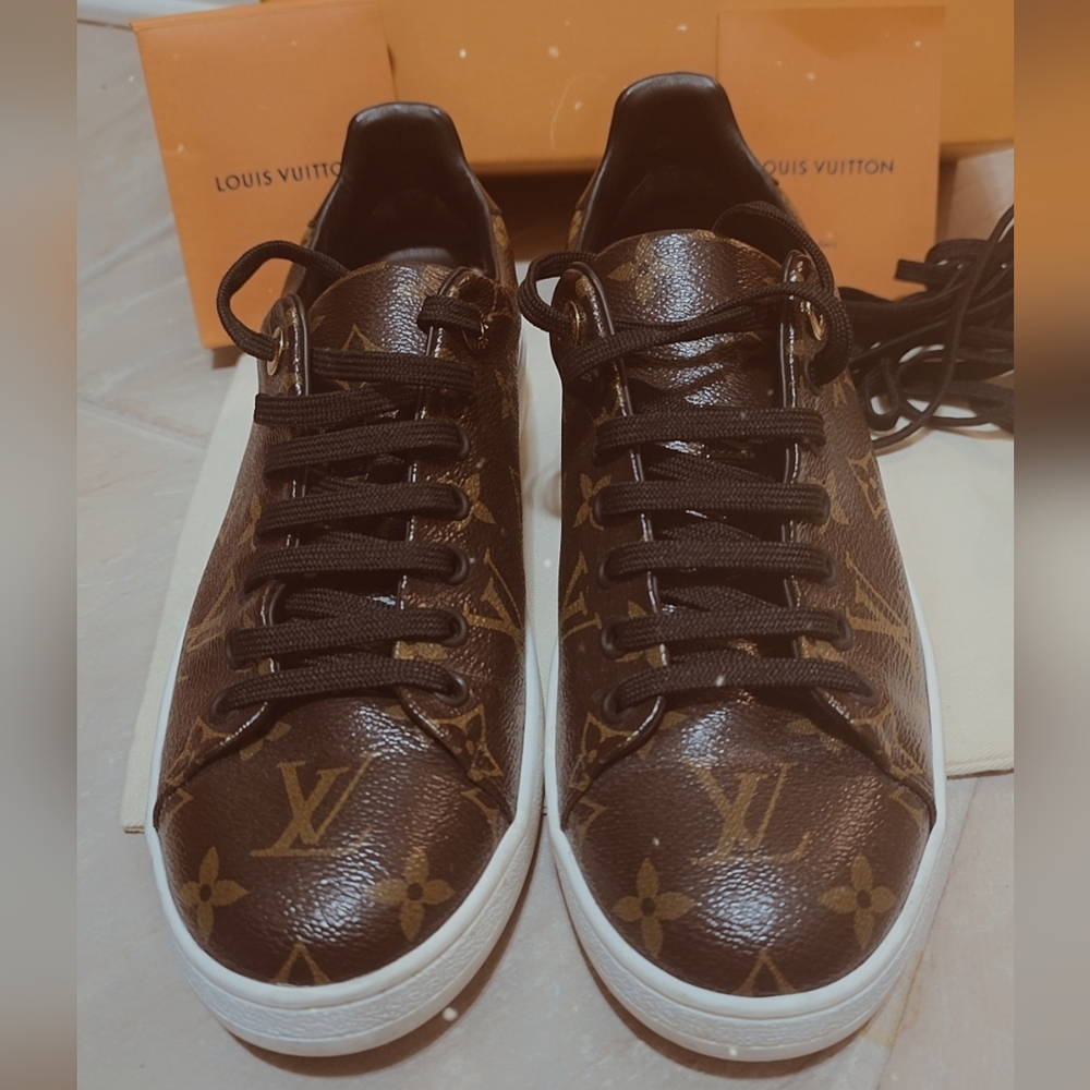 Louis Vuitton Patent Monogram Frontrow Sneakers MS1220 Size 39 Black Brown Gold - Picture 4 of 10